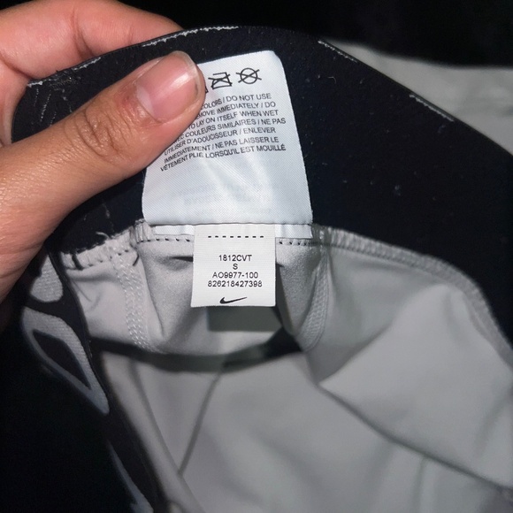 Nike shorts - Picture 3 of 3